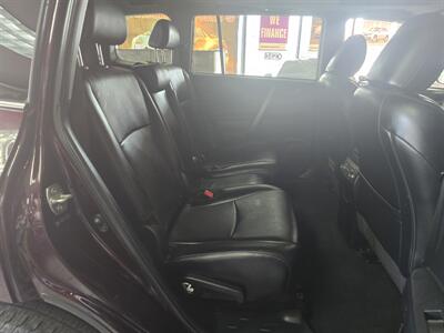 2013 Toyota Highlander Base 4DR SUV AWD   - Photo 18 - Hamilton, OH 45015