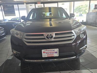 2013 Toyota Highlander Base 4DR SUV AWD   - Photo 2 - Hamilton, OH 45015