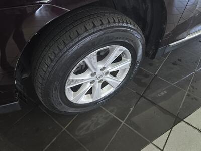 2013 Toyota Highlander Base 4DR SUV AWD   - Photo 33 - Hamilton, OH 45015