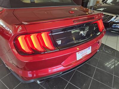 2019 Ford Mustang EcoBoost 2DR CONVERTIBLE - Photo 28 - Hamilton, OH 45015