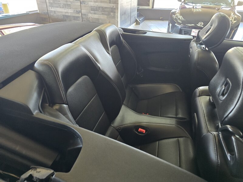 2019 Ford Mustang EcoBoost 2DR CONVERTIBLE - Photo 12 - Hamilton, OH 45015