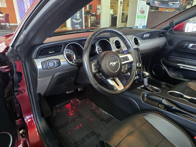 2019 Ford Mustang EcoBoost 2DR CONVERTIBLE - Photo 6 - Hamilton, OH 45015
