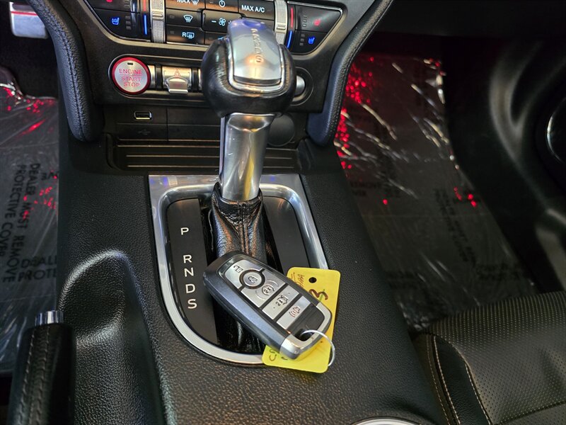 2019 Ford Mustang EcoBoost 2DR CONVERTIBLE - Photo 19 - Hamilton, OH 45015