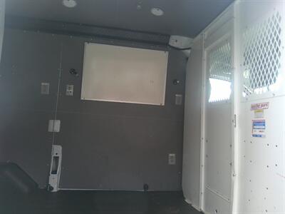 2015 Ford Transit 250 3DR MEDIUM ROOF CARGO VAN   - Photo 16 - Hamilton, OH 45015