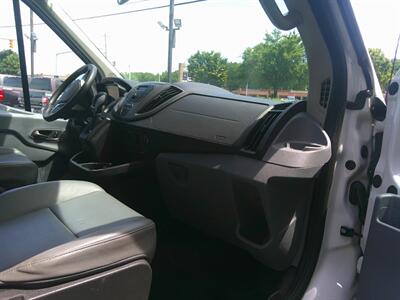 2015 Ford Transit 250 3DR MEDIUM ROOF CARGO VAN   - Photo 11 - Hamilton, OH 45015