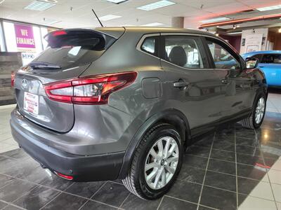 2021 Nissan Rogue S 4DR CROSSOVER AWD   - Photo 5 - Hamilton, OH 45015