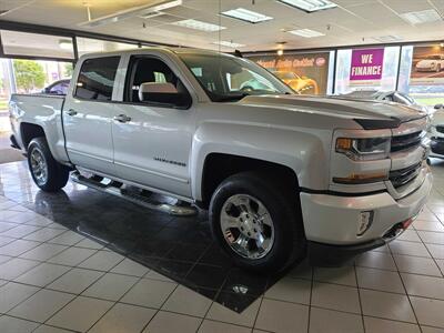 2018 Chevrolet Silverado 1500 LT-CREW CAB-4X4 Z71 5.8 FT. SB   - Photo 4 - Hamilton, OH 45015