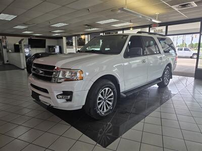 2017 Ford Expedition EL XLT 4DR SUV 4X4   - Photo 2 - Hamilton, OH 45015