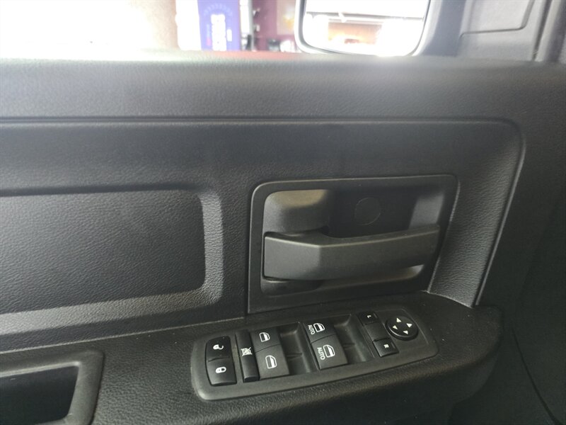 2022 RAM 1500 CLASSIC TRADESMAN 4DR QUAD CAB 4X4 - Photo 17 - Hamilton, OH 45015