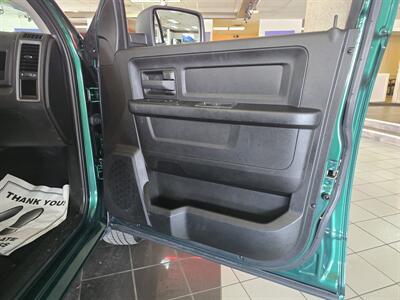 2022 RAM 1500 CLASSIC TRADESMAN 4DR QUAD CAB 4X4 - Photo 12 - Hamilton, OH 45015
