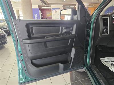 2022 RAM 1500 CLASSIC TRADESMAN 4DR QUAD CAB 4X4 - Photo 7 - Hamilton, OH 45015