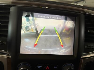2014 RAM 2500 Laramie 4DR CREW CAB 4X4/V8 - Photo 17 - Hamilton, OH 45015