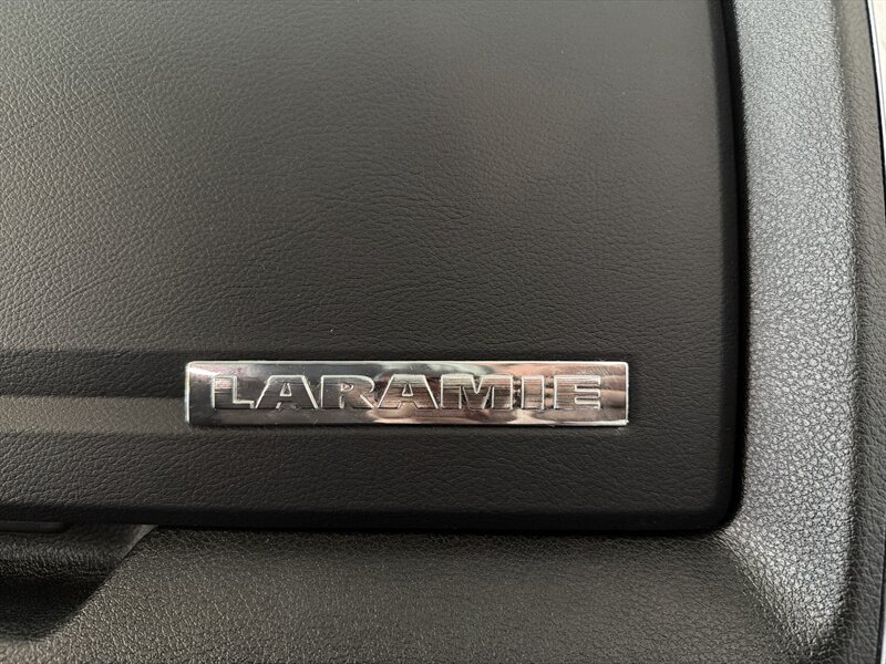 2014 RAM 2500 Laramie 4DR CREW CAB 4X4/V8 - Photo 29 - Hamilton, OH 45015