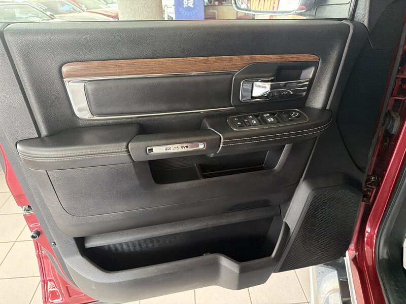 2014 RAM 2500 Laramie 4DR CREW CAB 4X4/V8 - Photo 21 - Hamilton, OH 45015