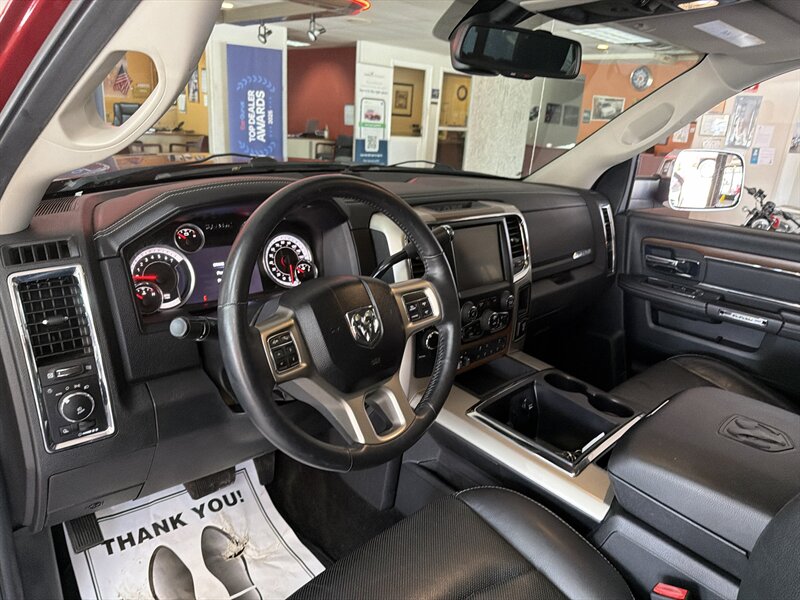 2014 RAM 2500 Laramie 4DR CREW CAB 4X4/V8 - Photo 11 - Hamilton, OH 45015