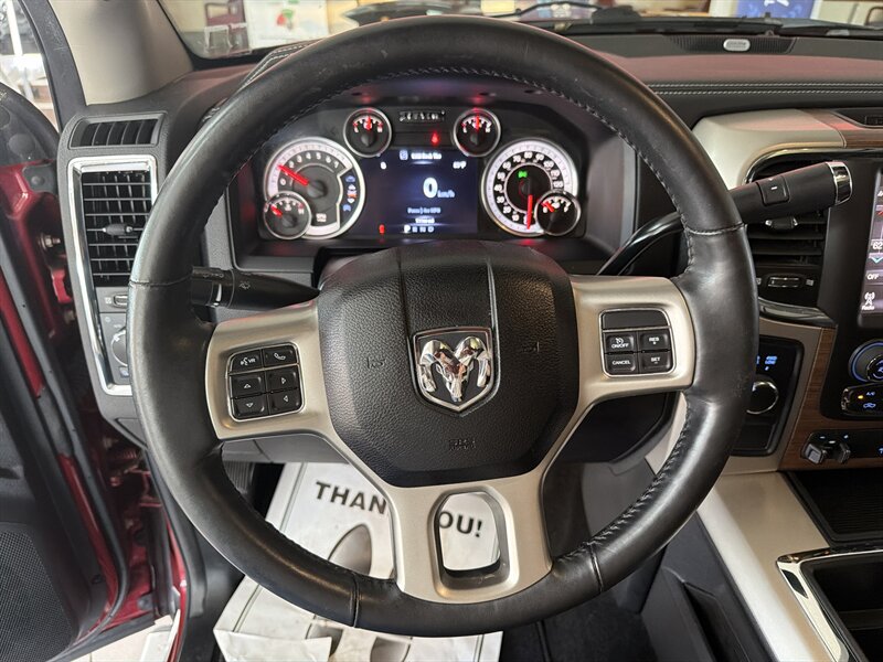 2014 RAM 2500 Laramie 4DR CREW CAB 4X4/V8 - Photo 14 - Hamilton, OH 45015