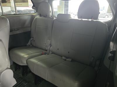 2015 Toyota Sienna LE 7-Passenger 4DR MINI-VAN - Photo 12 - Hamilton, OH 45015
