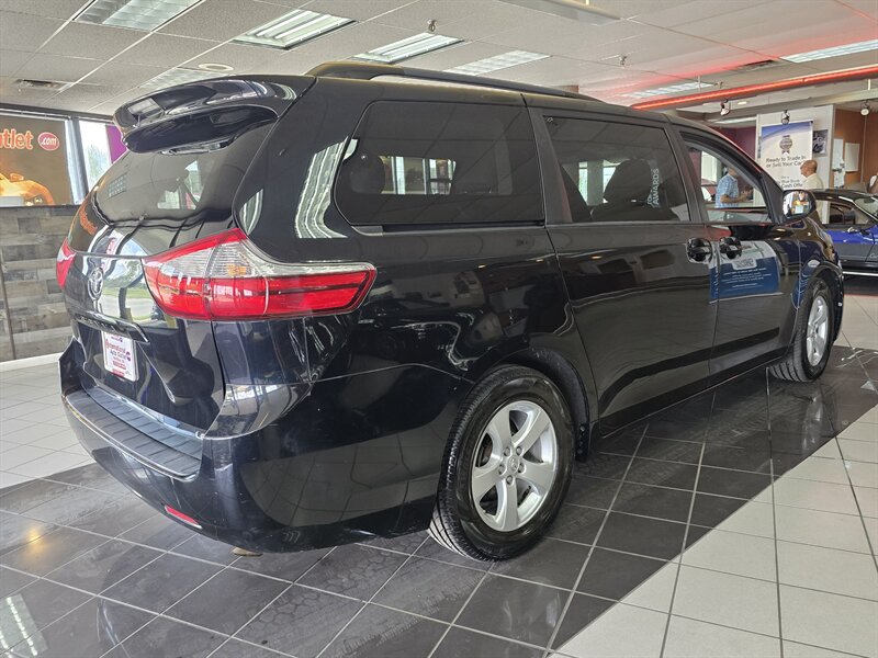 2015 Toyota Sienna LE 7-Passenger 4DR MINI-VAN - Photo 5 - Hamilton, OH 45015