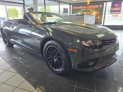 2015 Chevrolet Camaro LT 2DR CONVERTIBLE/V6   - Photo 3 - Hamilton, OH 45015