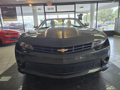 2015 Chevrolet Camaro LT 2DR CONVERTIBLE/V6   - Photo 2 - Hamilton, OH 45015