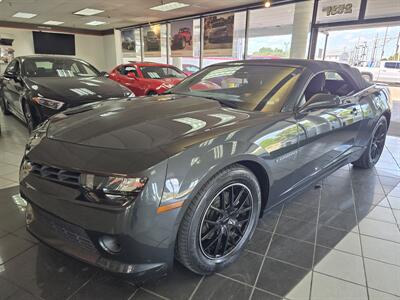 2015 Chevrolet Camaro LT 2DR CONVERTIBLE/V6   - Photo 16 - Hamilton, OH 45015
