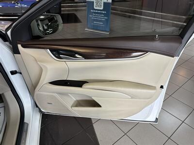 2017 Cadillac XTS Luxury 4DR SEDAN - Photo 19 - Hamilton, OH 45015