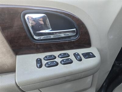 2006 Ford Expedition King Ranch 4dr SUV AWD   - Photo 22 - Hamilton, OH 45015