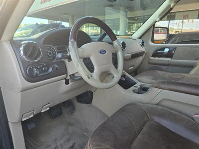 2006 Ford Expedition King Ranch 4dr SUV AWD   - Photo 10 - Hamilton, OH 45015