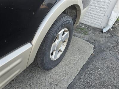 2006 Ford Expedition King Ranch 4dr SUV AWD   - Photo 34 - Hamilton, OH 45015