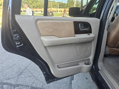 2006 Ford Expedition King Ranch 4dr SUV AWD   - Photo 12 - Hamilton, OH 45015