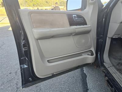 2006 Ford Expedition King Ranch 4dr SUV AWD   - Photo 9 - Hamilton, OH 45015