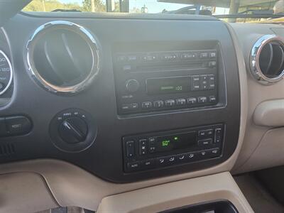 2006 Ford Expedition King Ranch 4dr SUV AWD   - Photo 24 - Hamilton, OH 45015