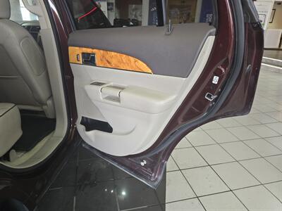 2012 Lincoln MKX Base 4DR SUV AWD   - Photo 15 - Hamilton, OH 45015