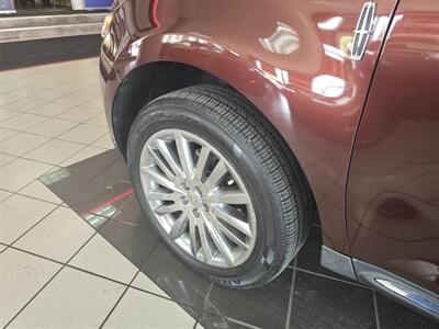 2012 Lincoln MKX Base 4DR SUV AWD   - Photo 28 - Hamilton, OH 45015