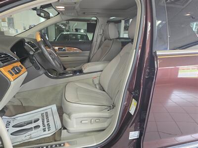 2012 Lincoln MKX Base 4DR SUV AWD   - Photo 9 - Hamilton, OH 45015