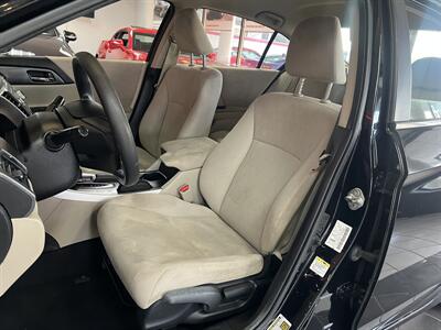2013 Honda Accord LX   - Photo 9 - Hamilton, OH 45015