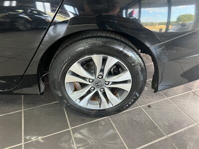 2013 Honda Accord LX   - Photo 25 - Hamilton, OH 45015