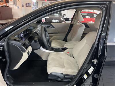 2013 Honda Accord LX   - Photo 7 - Hamilton, OH 45015