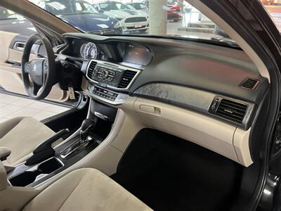 2013 Honda Accord LX   - Photo 22 - Hamilton, OH 45015