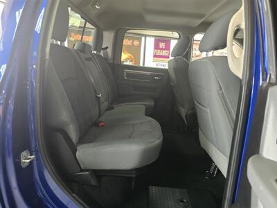 2016 RAM 1500 Big Horn/CREW CAB/HEMI/4X4   - Photo 17 - Hamilton, OH 45015