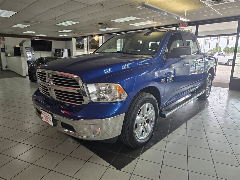 2016 RAM 1500 Big Horn/CREW CAB/HEMI/4X4   - Photo 1 - Hamilton, OH 45015