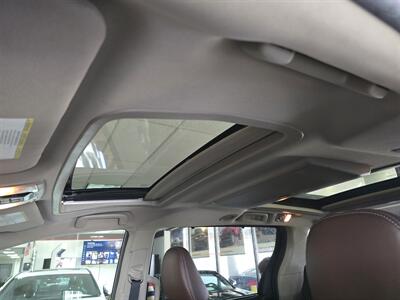 2017 Toyota Sienna Limited 7-Passenger 4DR MINI-VAN   - Photo 34 - Hamilton, OH 45015