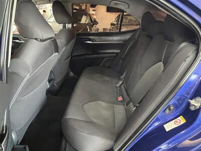 2018 Toyota Camry LE 4DR SEDAN   - Photo 17 - Hamilton, OH 45015