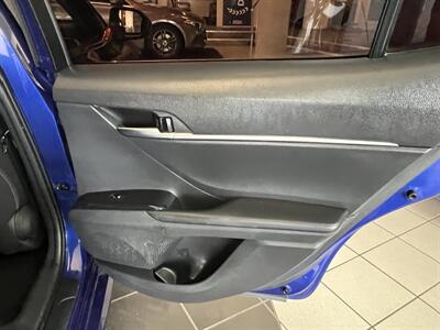 2018 Toyota Camry LE 4DR SEDAN   - Photo 20 - Hamilton, OH 45015
