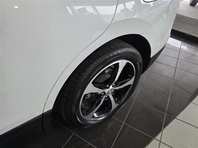 2022 Chevrolet Equinox LT 4DR SUV w/1LT   - Photo 34 - Hamilton, OH 45015