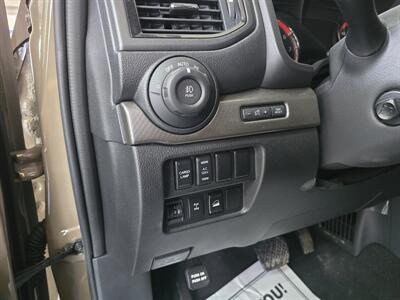 2024 Nissan Titan PRO-4X 4DR CREWCAB 4X4 - Photo 22 - Hamilton, OH 45015