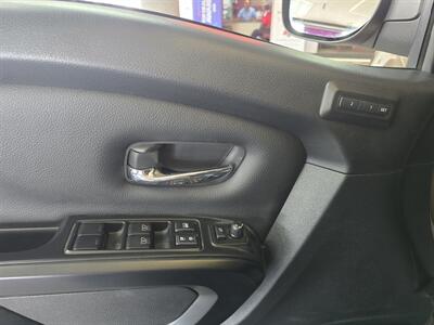2024 Nissan Titan PRO-4X 4DR CREWCAB 4X4 - Photo 19 - Hamilton, OH 45015