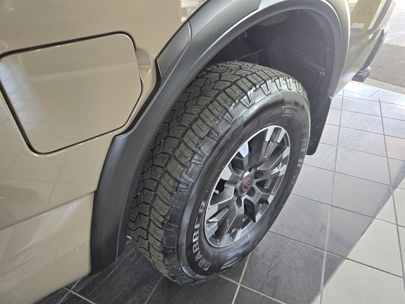 2024 Nissan Titan PRO-4X 4DR CREWCAB 4X4 - Photo 42 - Hamilton, OH 45015