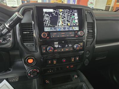 2024 Nissan Titan PRO-4X 4DR CREWCAB 4X4 - Photo 38 - Hamilton, OH 45015