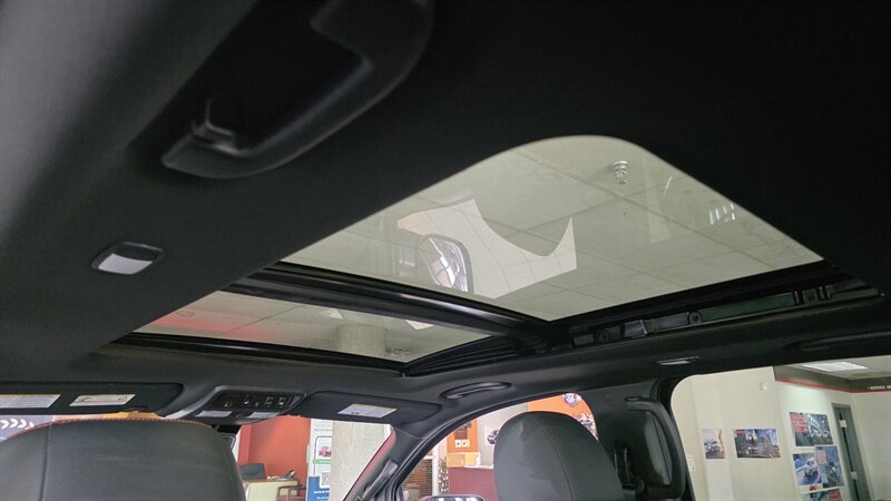 2024 Nissan Titan PRO-4X 4DR CREWCAB 4X4 - Photo 45 - Hamilton, OH 45015